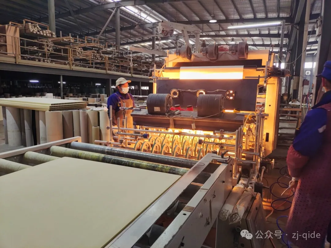 0bc9c5275bf0a42cfb5bb377fbf5e18d