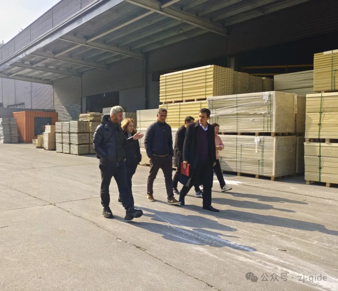 aa3e92a7b72a5dcdfb5a2cce69543d83